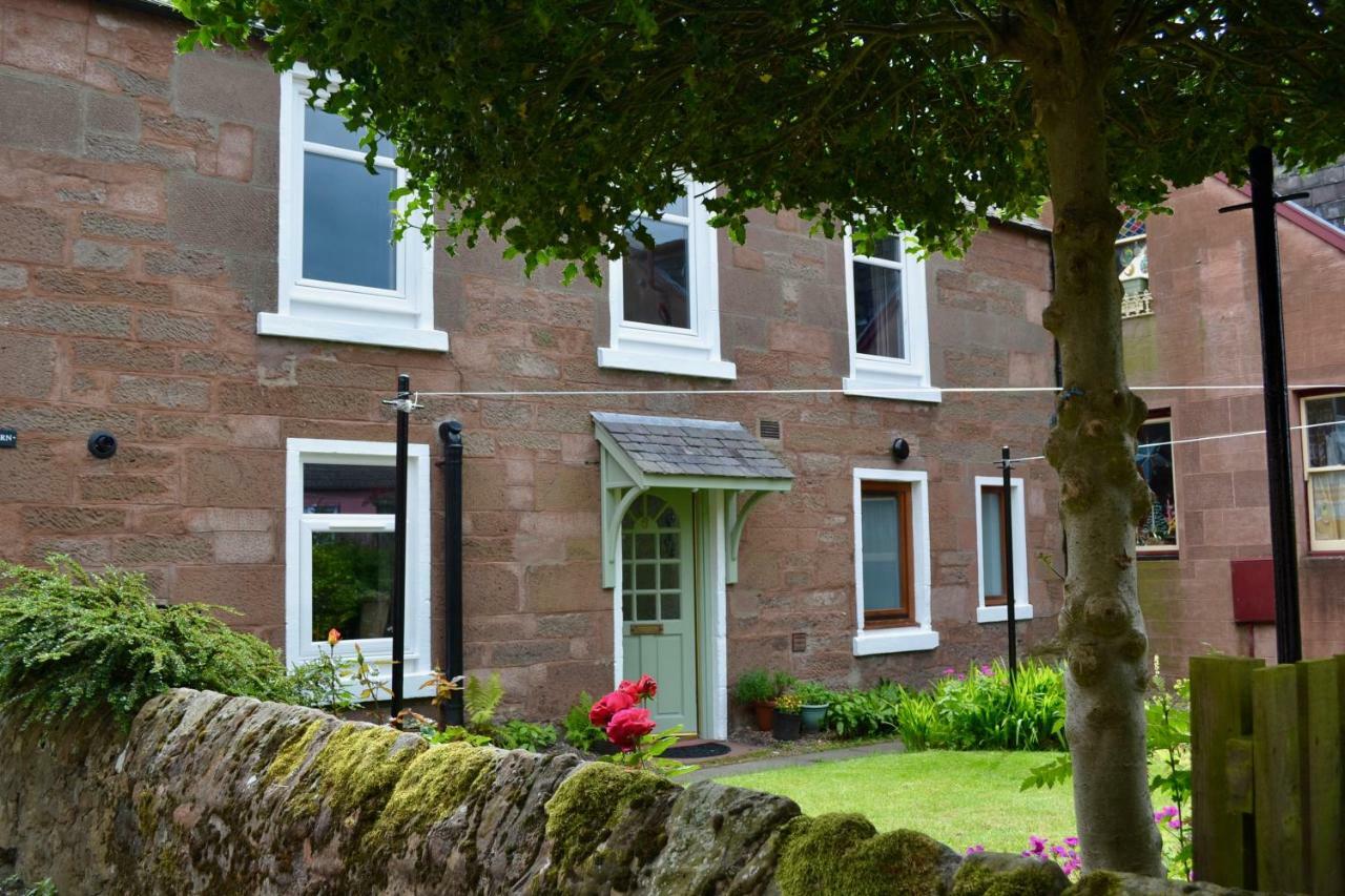 Caliburn Villa Alyth Exterior foto